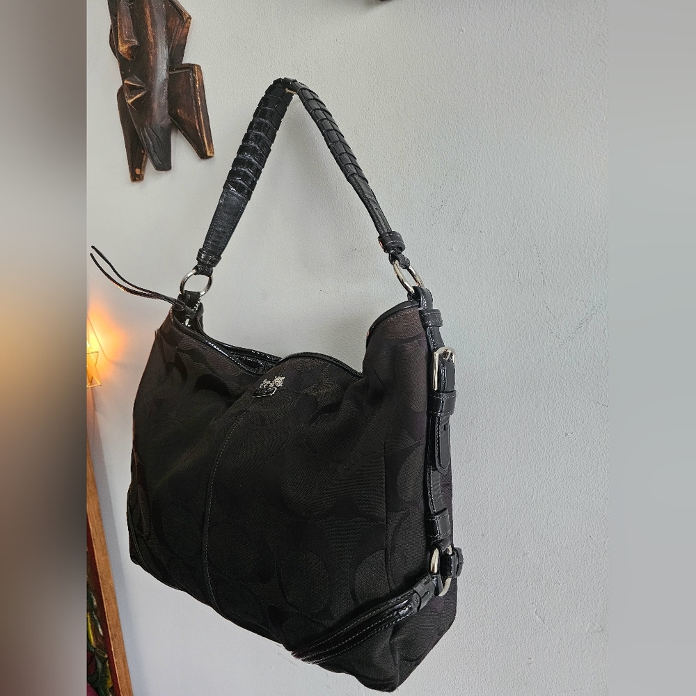 Coach Chelsea Signature Katarina Bag - #18903 - Black - Picture 4 of 15